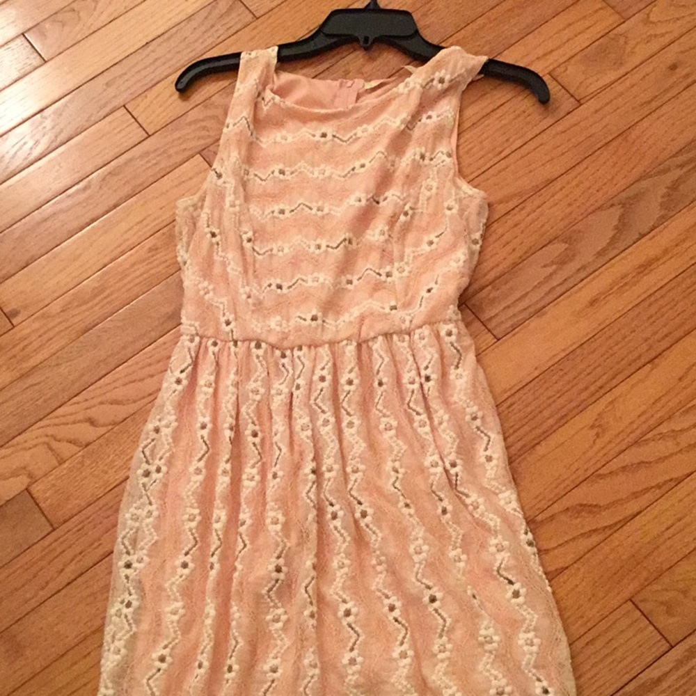Malloy blush sleeveless dress